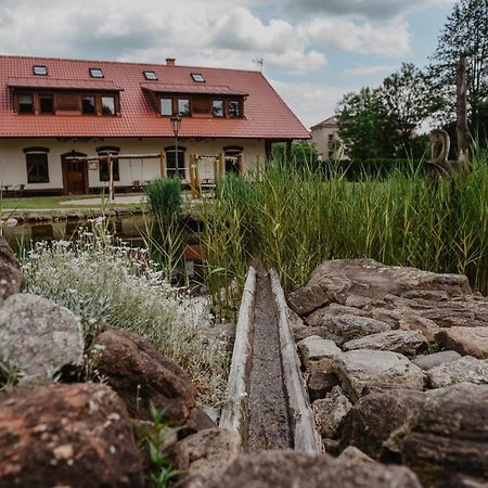 Penzion U Skutilu Pilníkov Eksteriør bilde